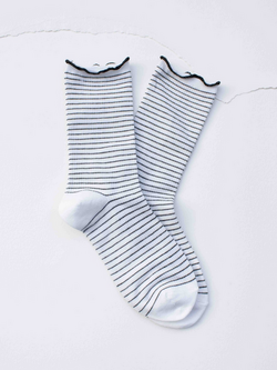 Tiepology Fine Stripe Ruffle Crew Socks