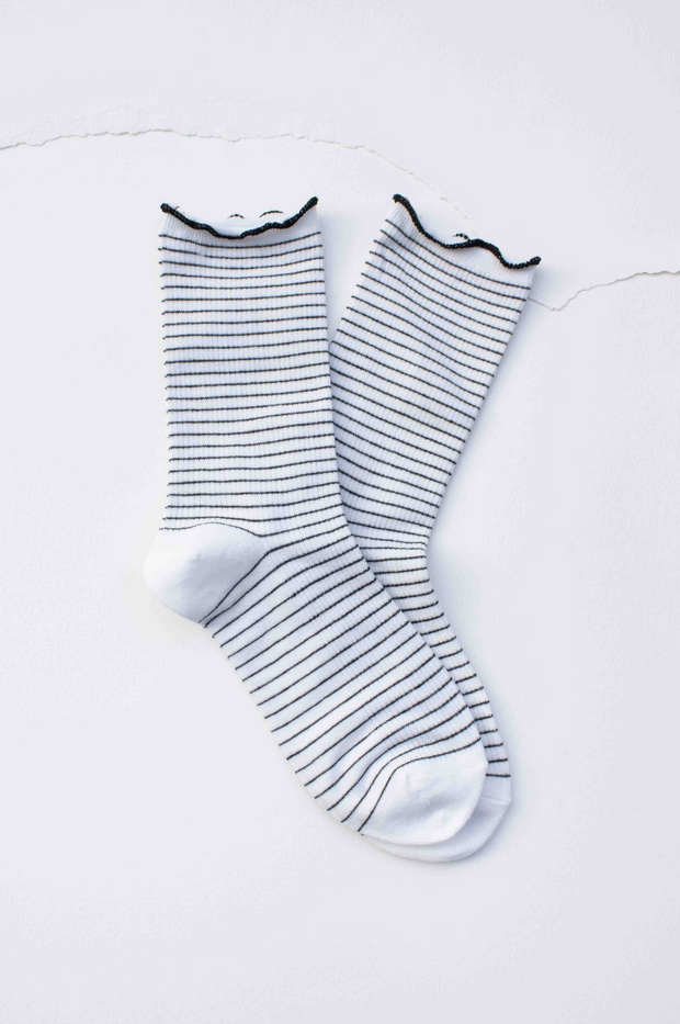 Tiepology Fine Stripe Ruffle Crew Socks