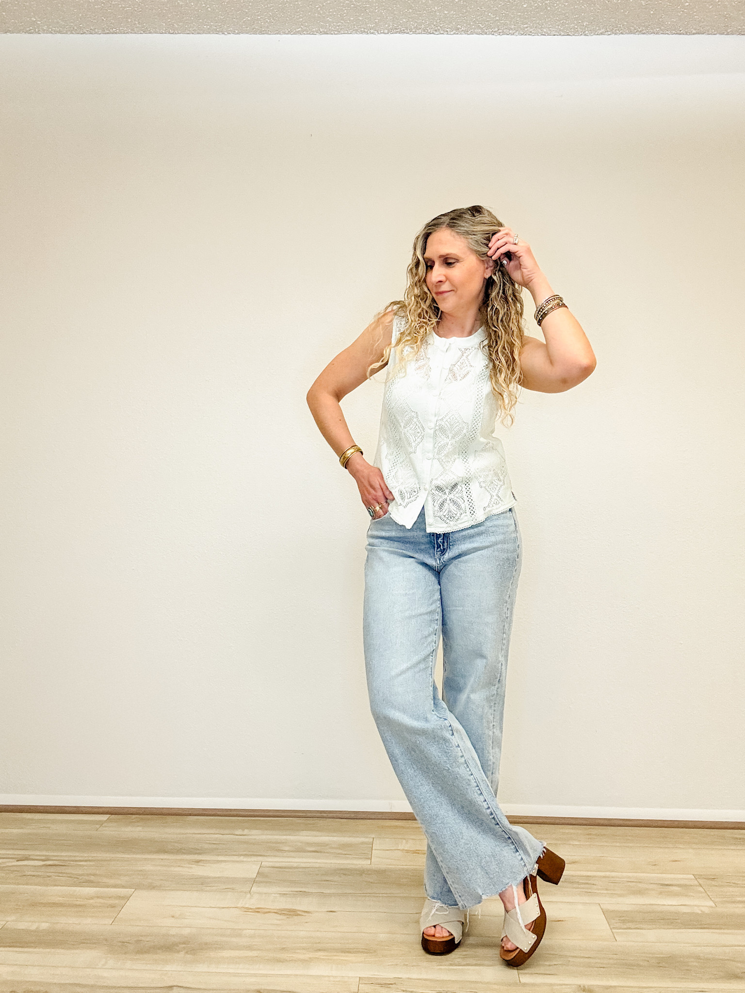 Hem & Thread Sleeveless Lace Top