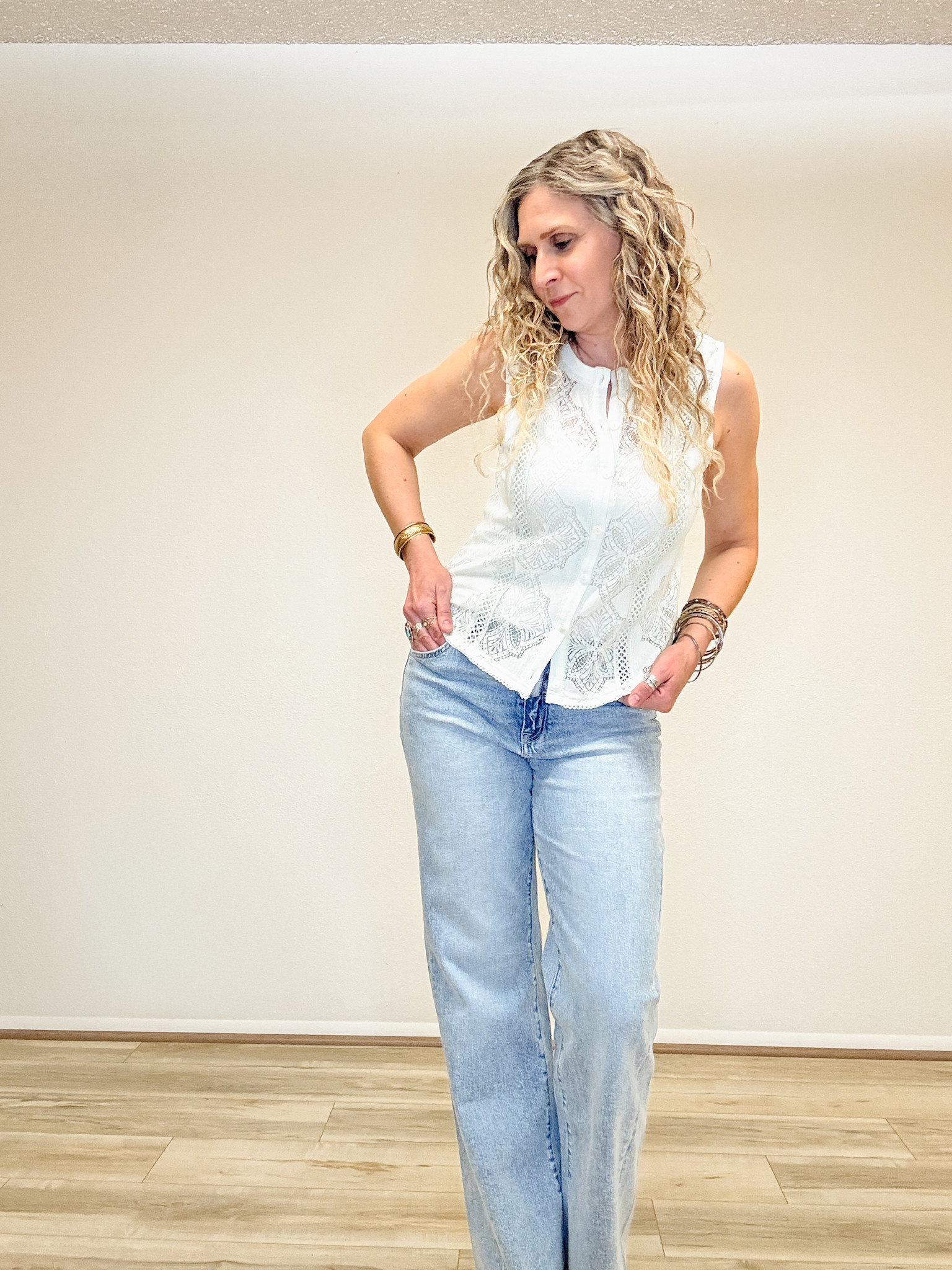 Hem & Thread Sleeveless Lace Top