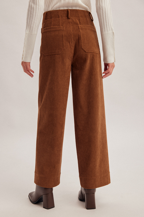 Hem & Thread Patch Pocket Corduroy Pants