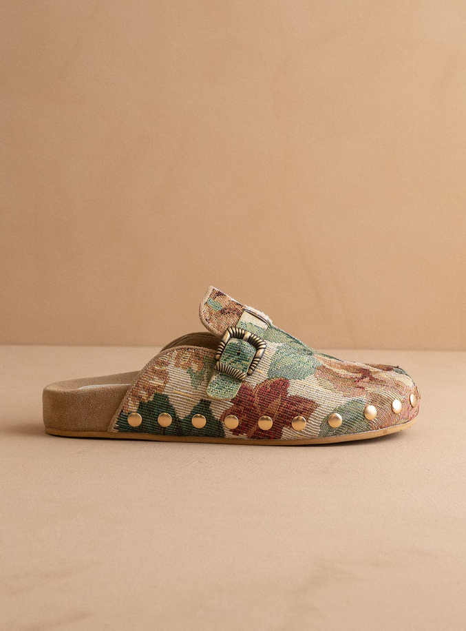 Oasis Society The Toni Floral Tapestry Clog