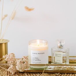 Brooklyn Candle Studio Chandelle Minimaliste -  Love Potion