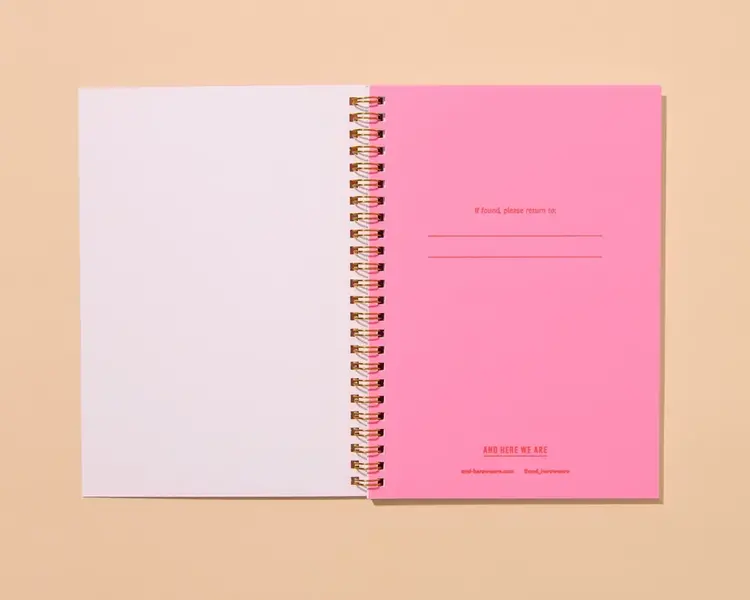 And Here We Are Carnet à spirales - Blume