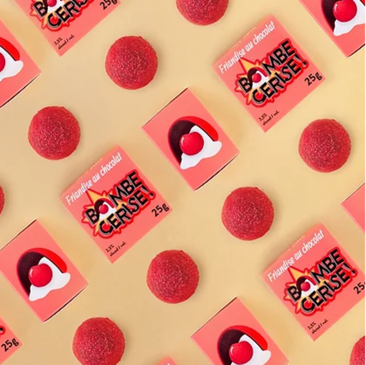 Ernestine Bombe cerise