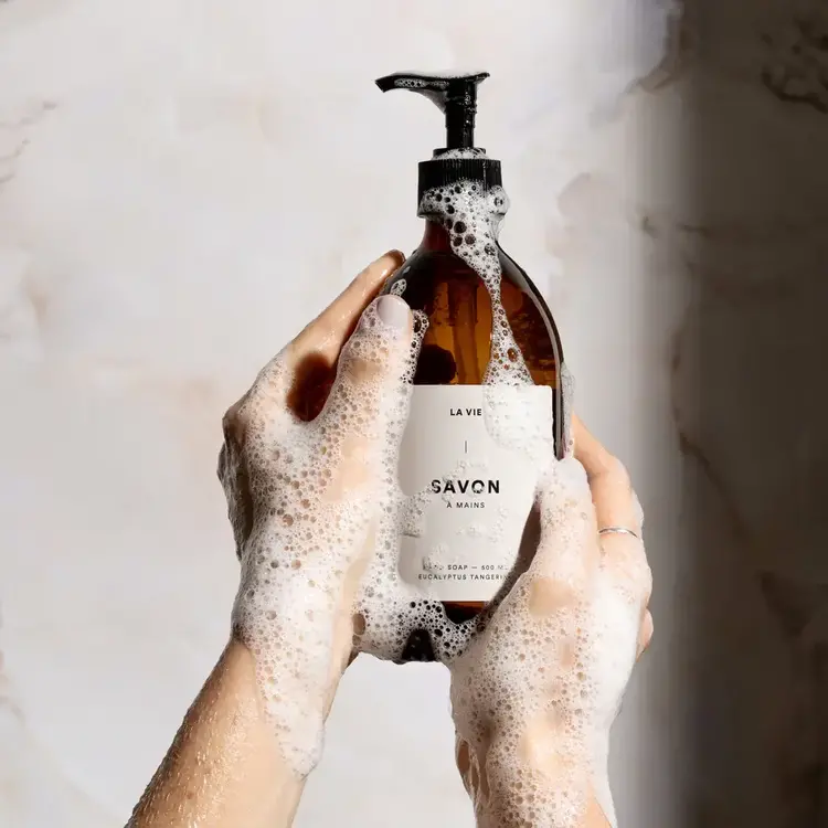 La Vie Apothicaire Savon à mains -  Eucalyptus Tangerine 500 ml