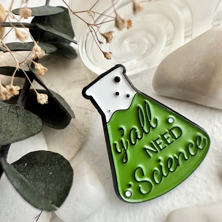 Pika & Bear Épinglette - Y'All Need Science