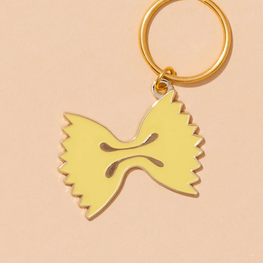 And Here We Are Porte-clés en émail - Pâte Farfalle