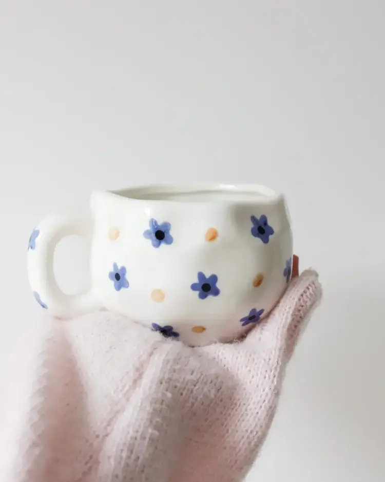 Moi d'abord Tasse - Fleurs bleues