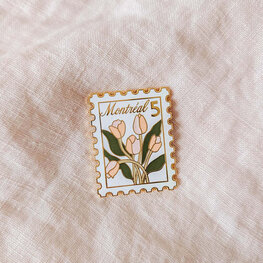 Mimi & August Épinglette - Timbre de Montréal