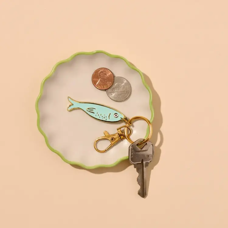 And Here We Are Porte-clés en émail - Sardine