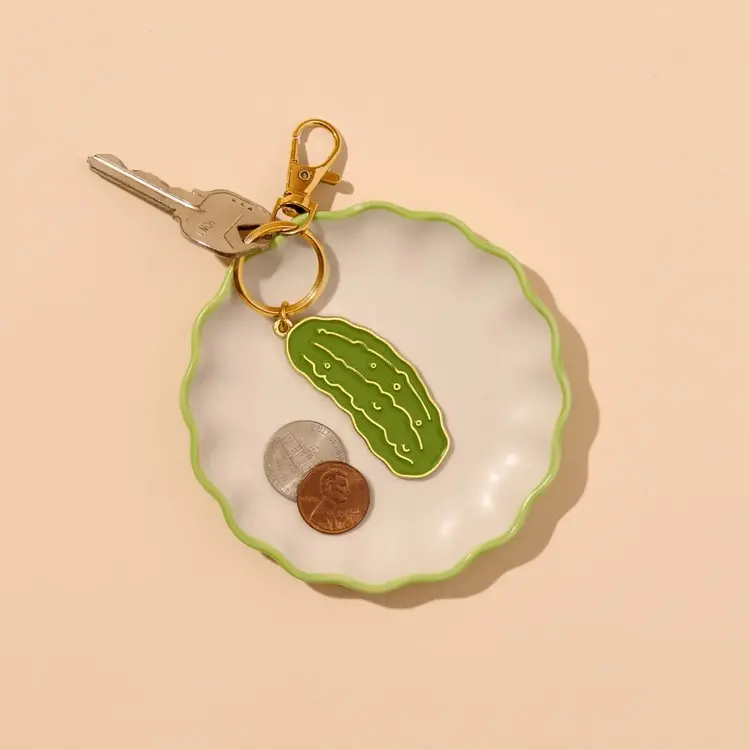 And Here We Are Porte-clés en émail - Cornichon