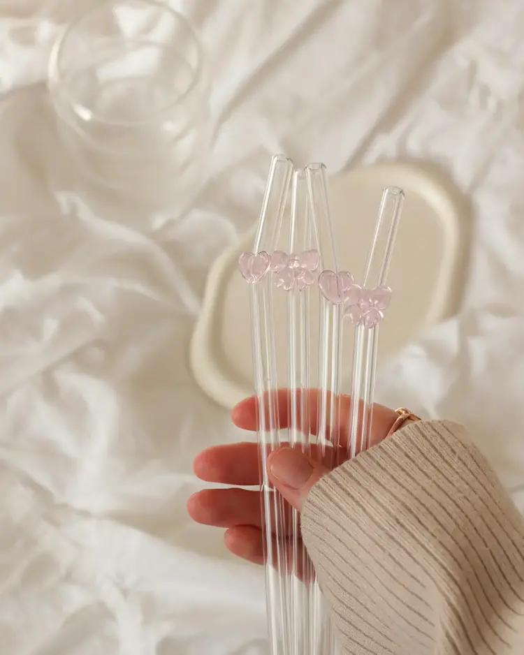 Moi d'abord Ensemble de pailles - Coeur et boucles