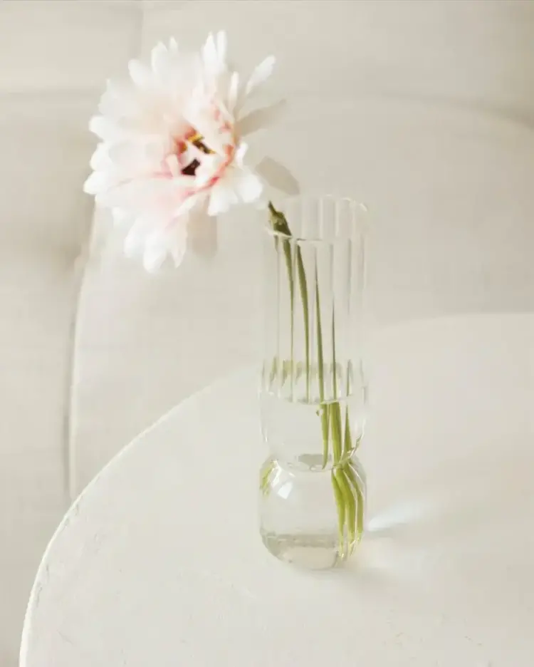 Moi d'abord Petit vase Ripple - Clair