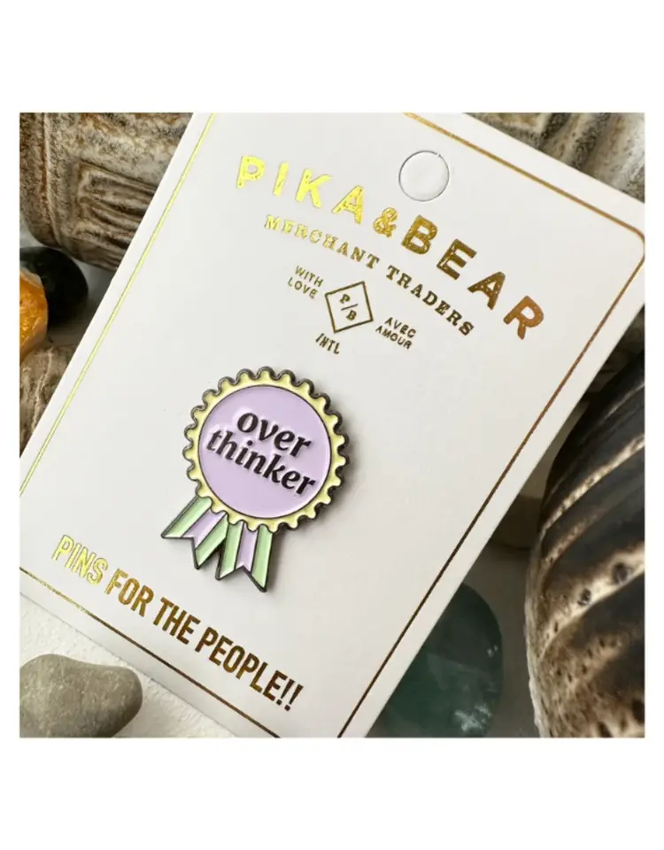 Pika & Bear Épinglette - Overthinker
