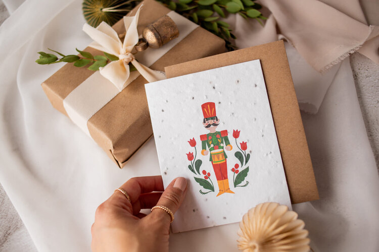 Mimosa Design Carte de souhaits - Ensemencée - Casse-Noisette