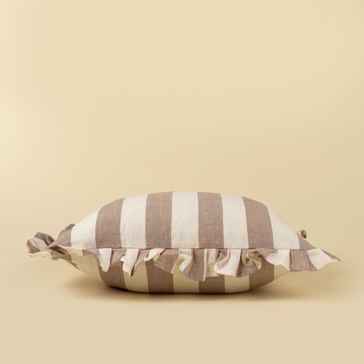 Indaba Coussin - 20x20 - Larges rayures beige fauve