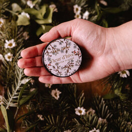 Mimi & August Bougie - Fleur d'hiver 2 oz