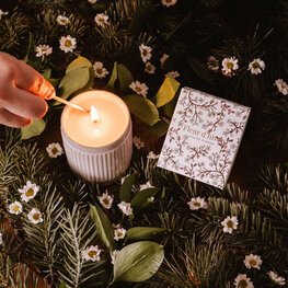 Mimi & August Bougie - Fleur d'hiver 8 oz