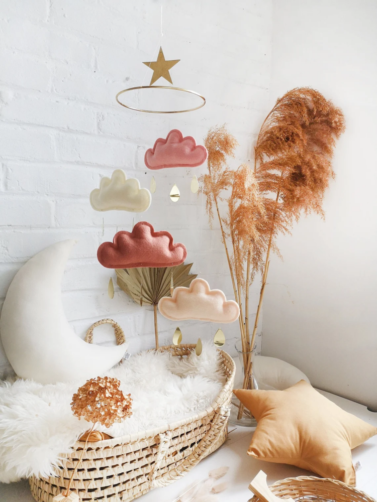The Butter Flying Mobile 4 nuages - Blush Terracotta