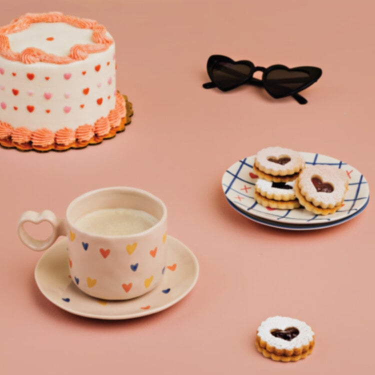 Danica Assiette - XOXO