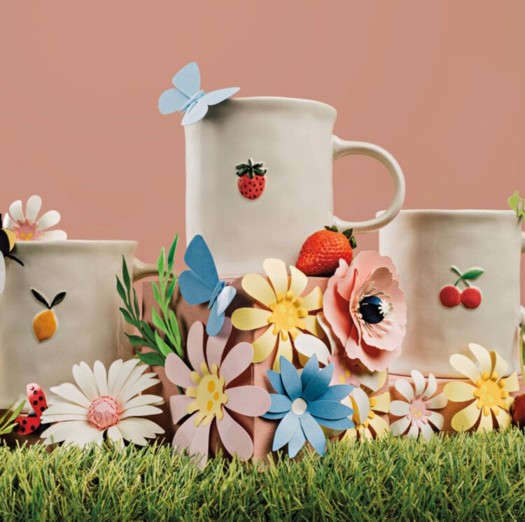 Danica Tasse en relief - Fraise