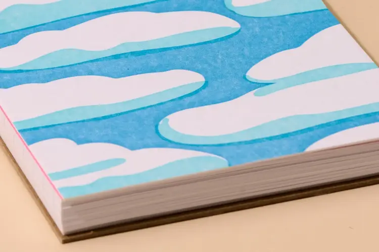 And Here We Are Carnet à spirale de poche - Ciel et nuages