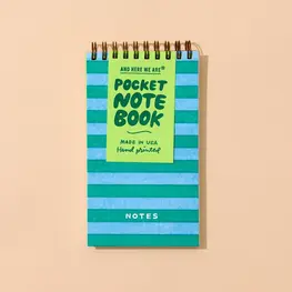 And Here We Are Carnet à spirale de poche - Rayures bleues et vertes