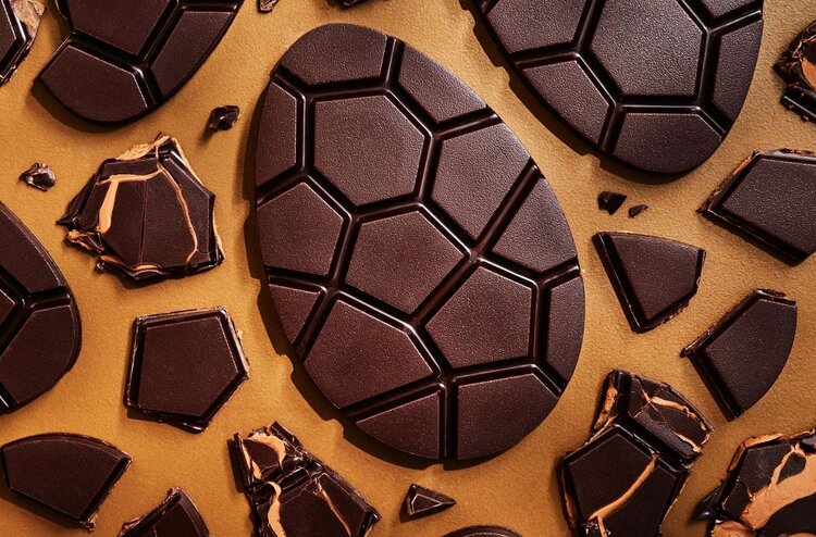 Allo Simonne Tablette en oeuf fourrée au chocolat - Praliné et Fleur de sel