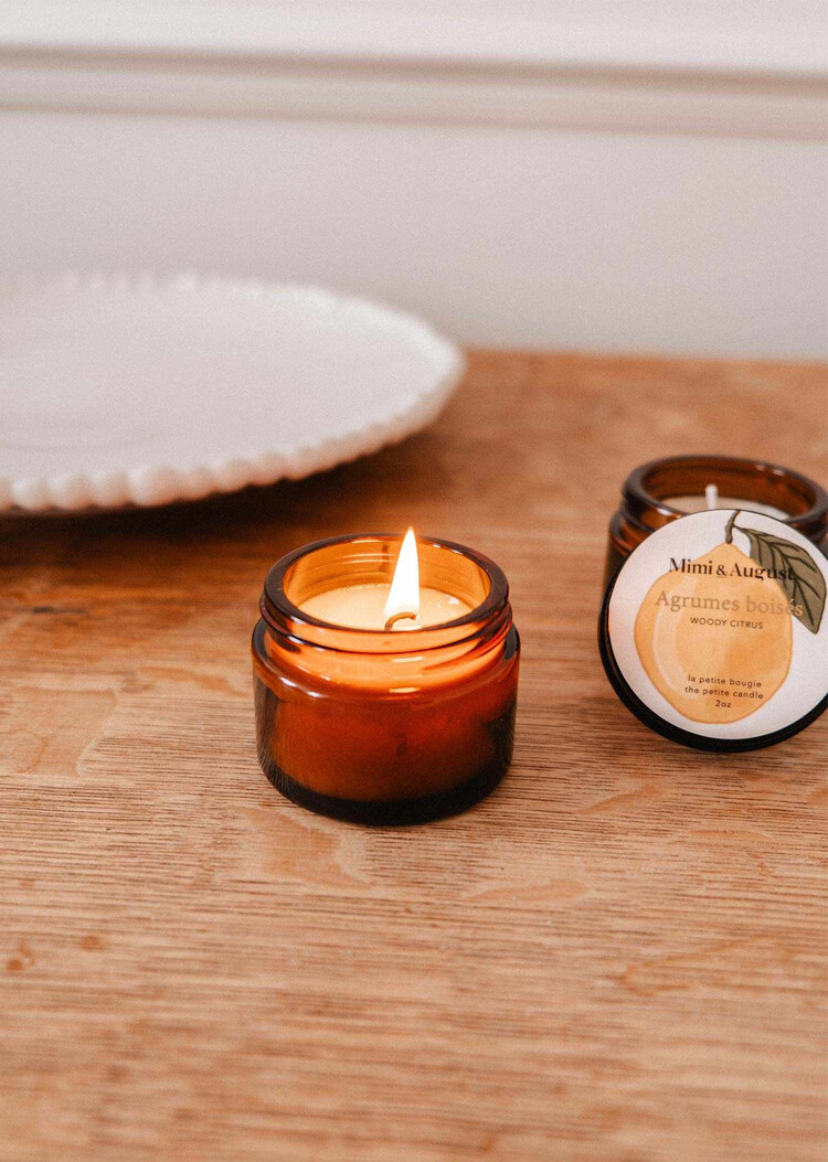 Mimi & August Bougie - Agrumes boisés 2 oz