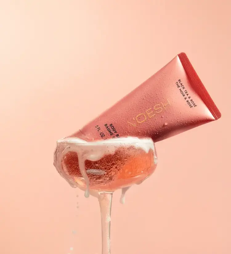 Voesh Baume corporel hydratant - Thé noir et rosé