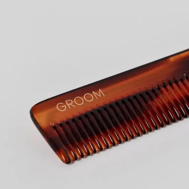 Groom Peigne format poche