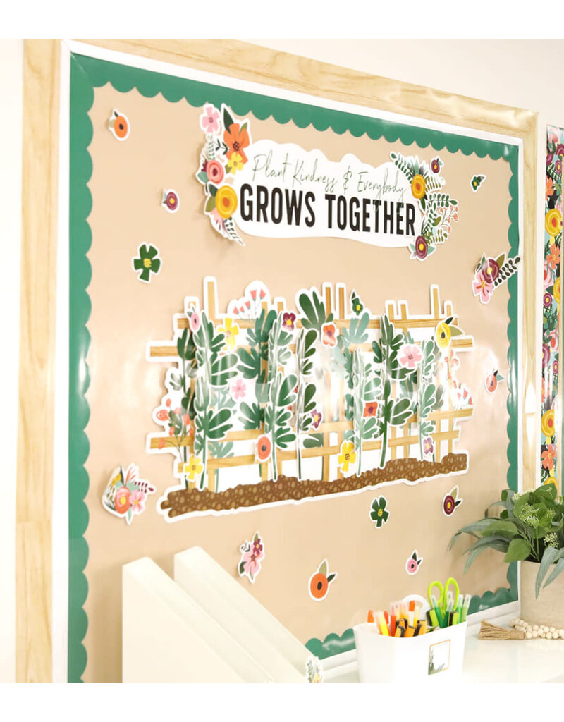 Grow Together Jade Green Scalloped Bulletin Board Borders