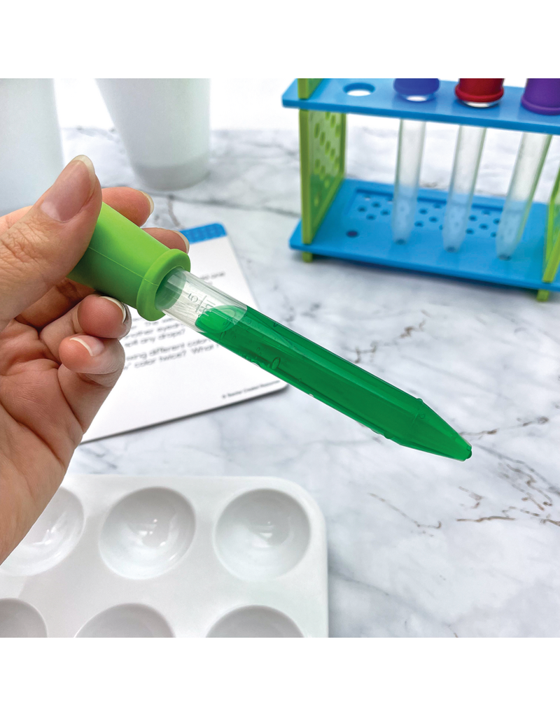 Up-Close Science: Eyedroppers & Spot Plates Activity Set