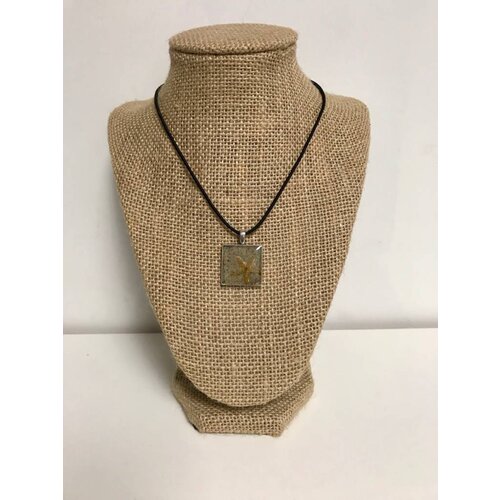 BEACH JEWELRY DESIGNS HUTCHINSON ISLAND SAND & STARFISH PENDANT, SQUARE BEACH JEWELRY DESIGNS HUTCHINSON ISLAND SAND & STARFISH PENDANT, SQUARE