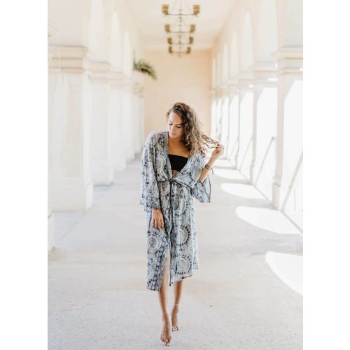 LOTUS AND LUNA SANTA BARBARA MAXI TIE BACK KIMONO LOTUS AND LUNA SANTA BARBARA MAXI TIE BACK KIMONO