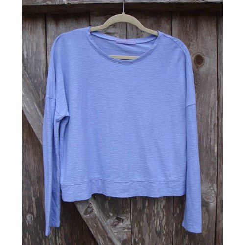 CUT LOOSE LIGHTWEIGHT L/S CROP TOP CUT LOOSE LIGHTWEIGHT L/S CROP TOP