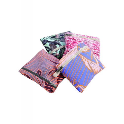 MAAJI ROLL ME UP PACKABLE TRAVEL BAG MAAJI ROLL ME UP PACKABLE TRAVEL BAG