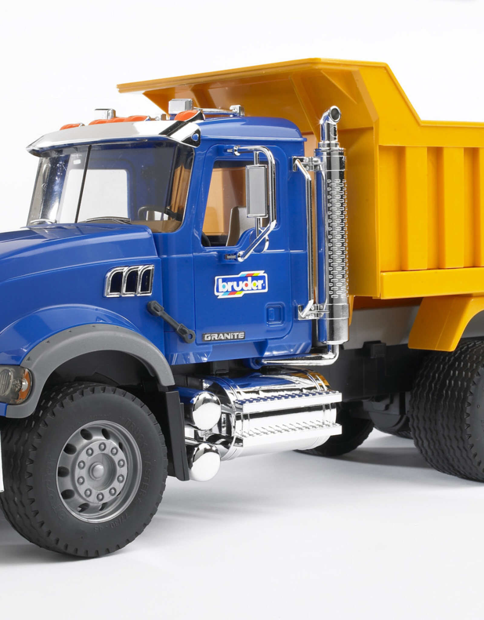 BRUDER TOYS AMERICA INC MACK Granite Dump Truck