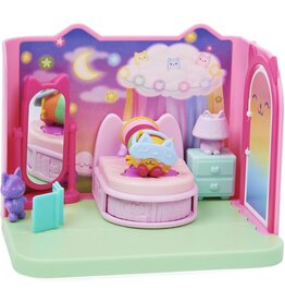 Gund/Spinmaster Gabby`s Dollhouse, Deluxe Room with Figure, 3 Acce