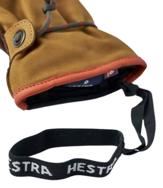 Hestra, Wakayama Mitt