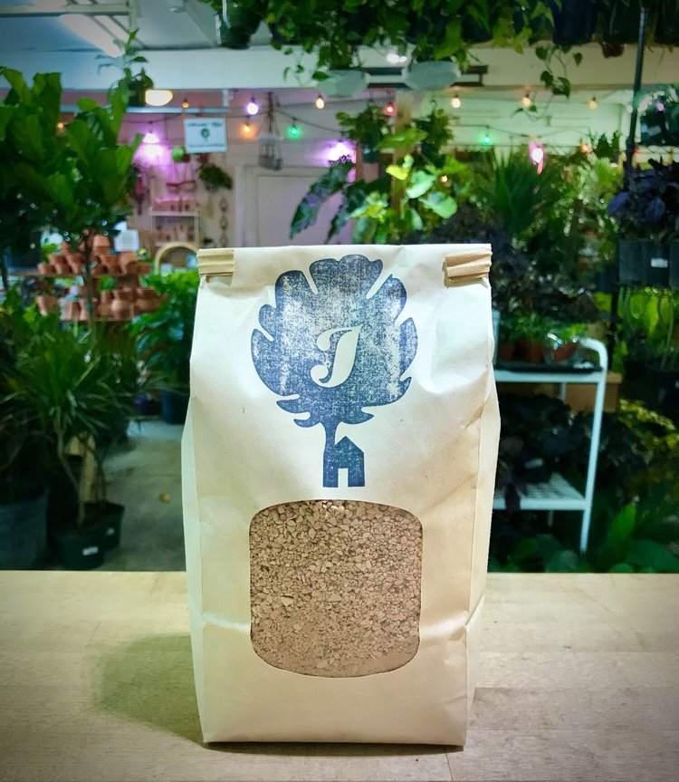 YELLOW Turface Jungle House