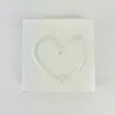 heart mini canvas- white