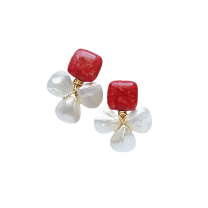 Callie Cloverleaf Dangle Red