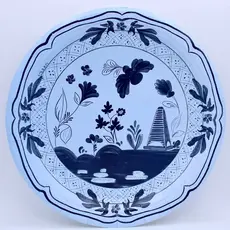 Beachside Pavilion Dinner Plates - Sky and Navy
