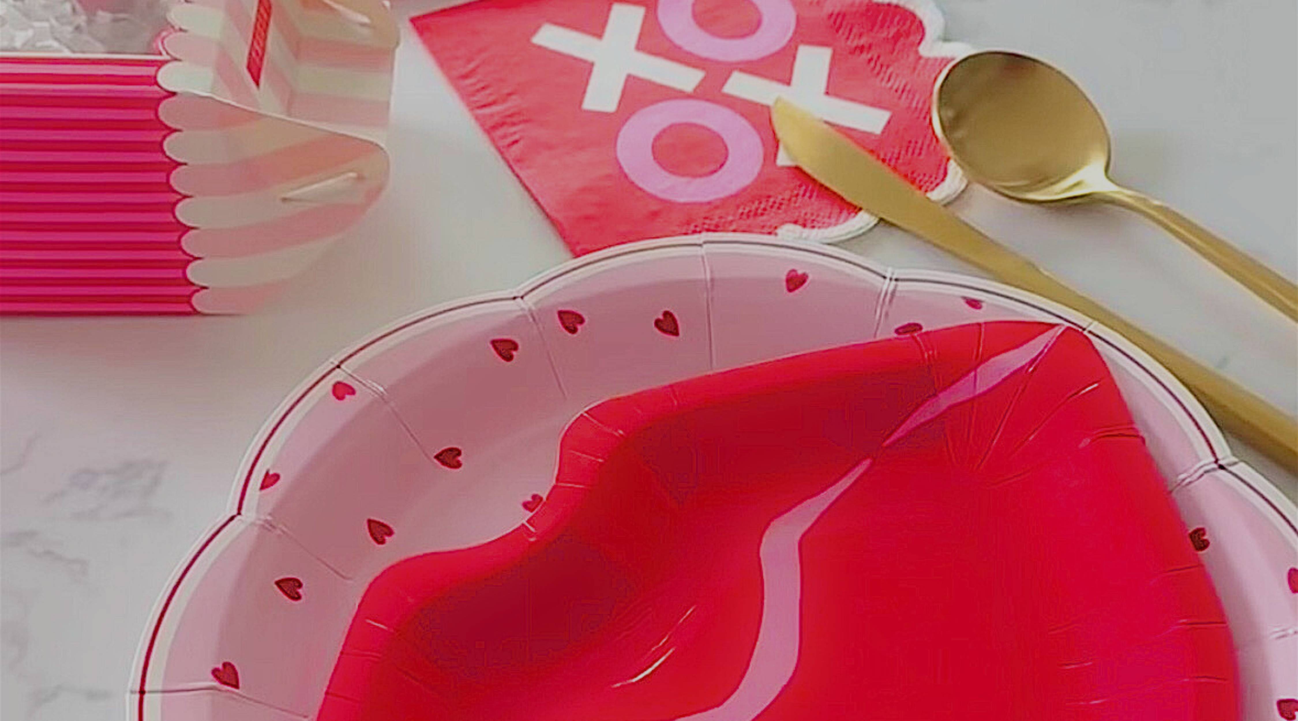 SHOP VALENTINE'S DAY!