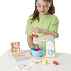 MELISSA & DOUG Make-A-Cake Mixer Set