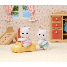 EPOCH EVERLASTING PLAY CC Persian Cat Twins