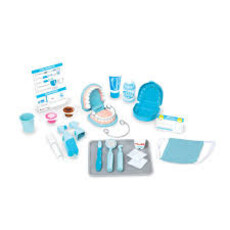 MELISSA & DOUG Super Smile Dentist Play Set