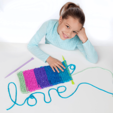 CREATIVITY FOR KIDS Learn To Knit Pocket Scarf